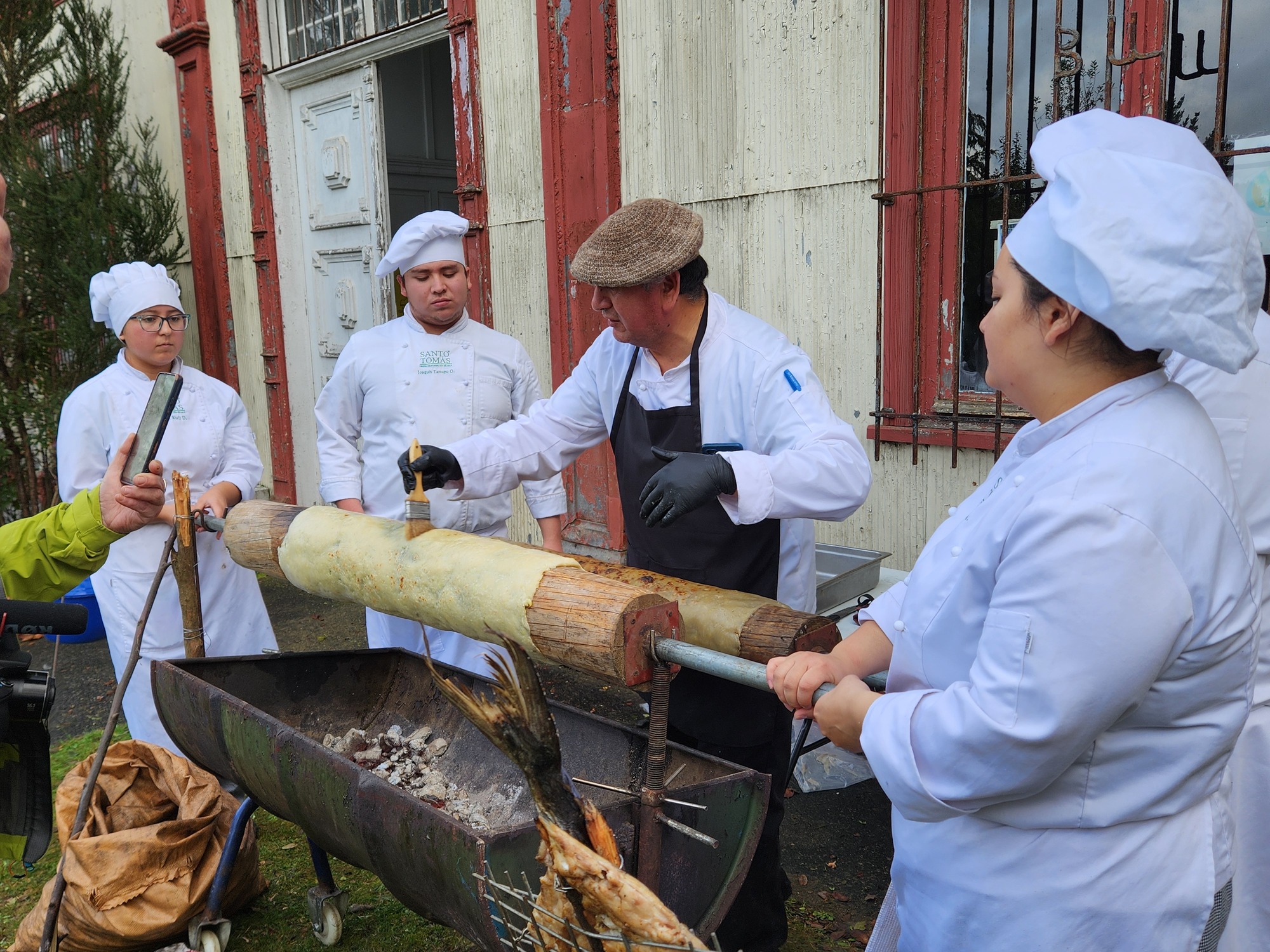 Santo Tomás Puerto Montt y Corfo buscan rescate gastronómico de Patagonia Costa