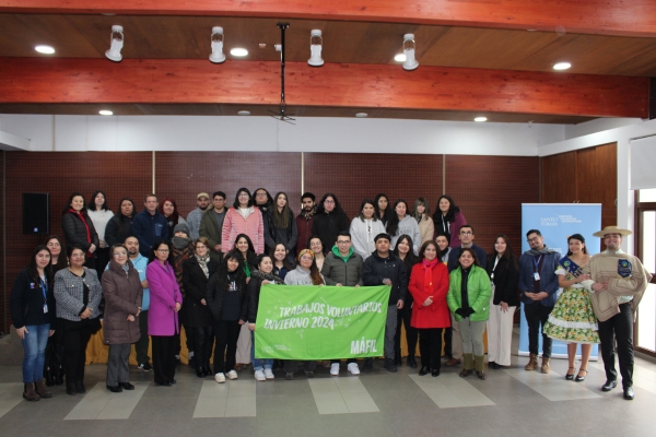 Estudiantes de Santo Tomás sedes Valdivia y Temuco realizan voluntariado de invierno en Máfil