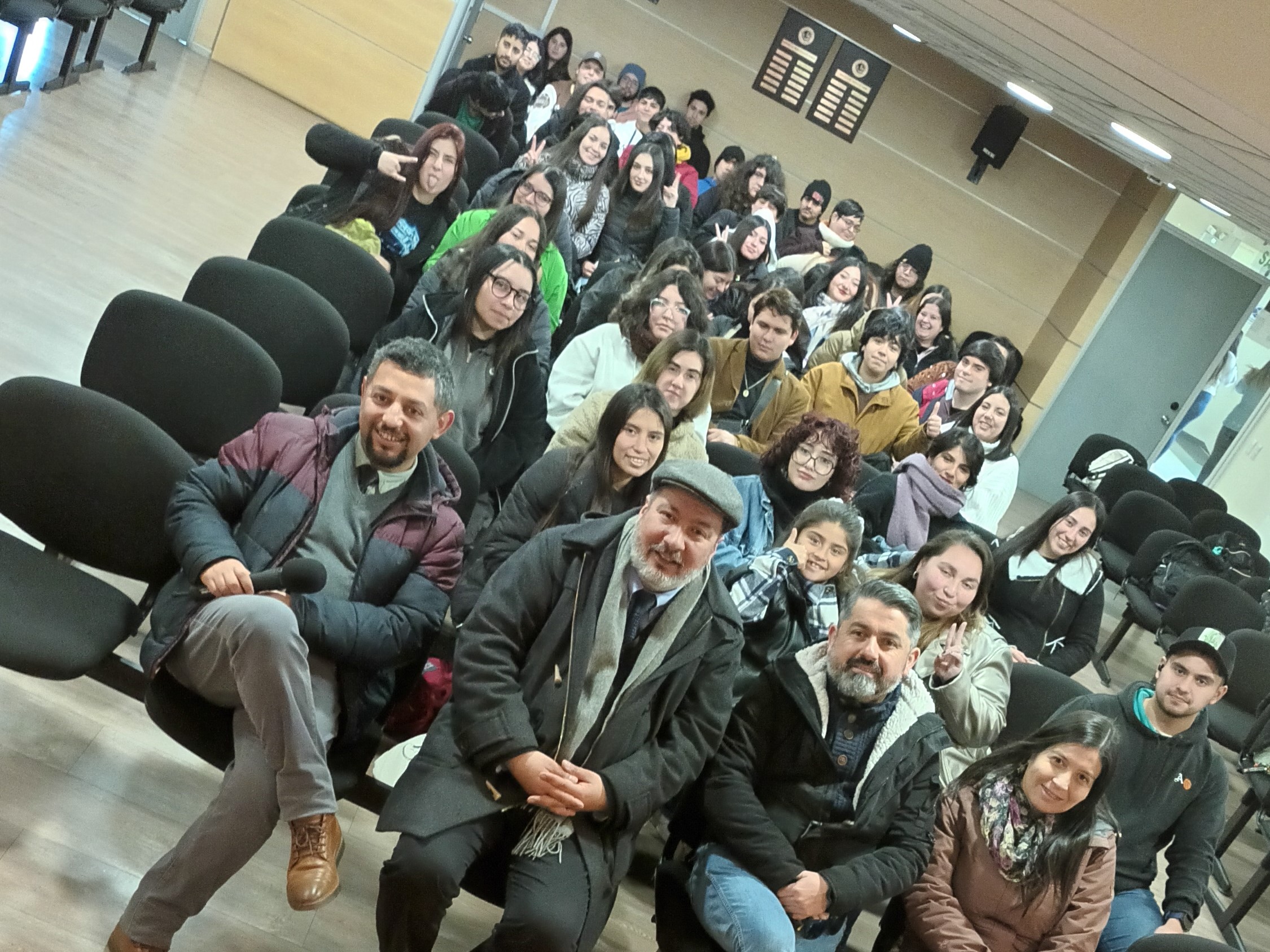 Seminario destacó los aportes de Santo Tomás a la peda ...