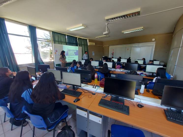 Estudiantes del Instituto Comercial participaron de acti ...