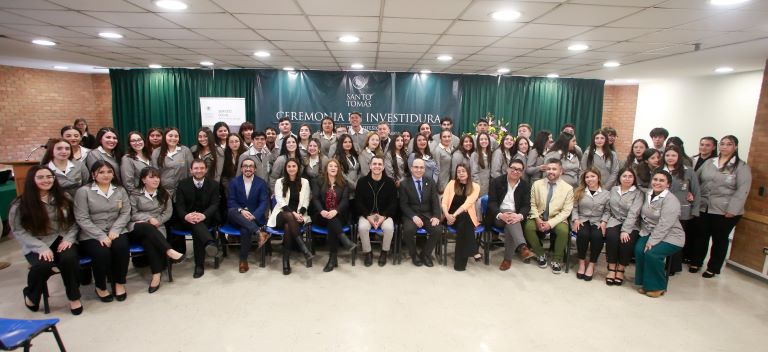 Capellán de Santo Tomás Talca hizo especial invitación a los Estudiantes Investidos a: “Enamorarse de la Práctica Profesional”